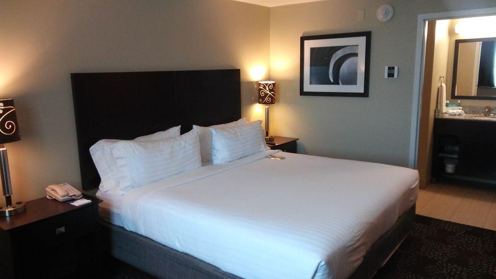 Holiday Inn Express Pittsburgh West - Greentree, An Ihg Hotel Crafton Kültér fotó