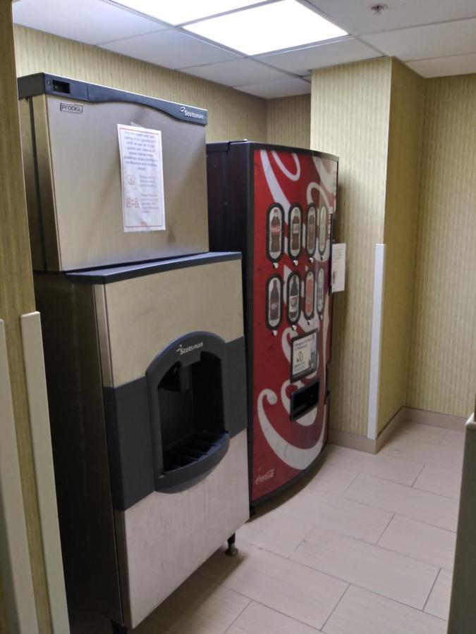 Holiday Inn Express Pittsburgh West - Greentree, An Ihg Hotel Crafton Kültér fotó