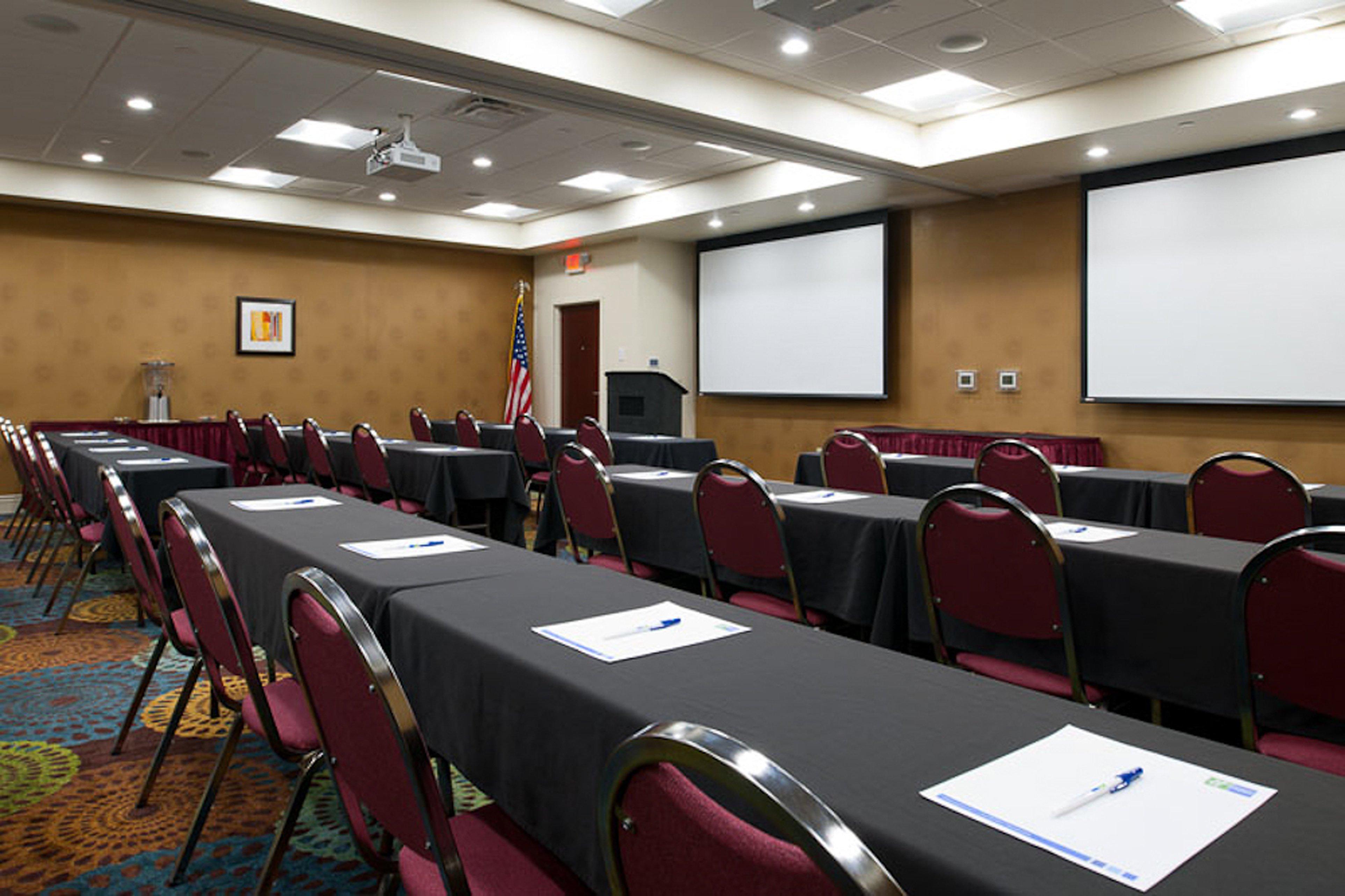 Holiday Inn Express Pittsburgh West - Greentree, An Ihg Hotel Crafton Kültér fotó