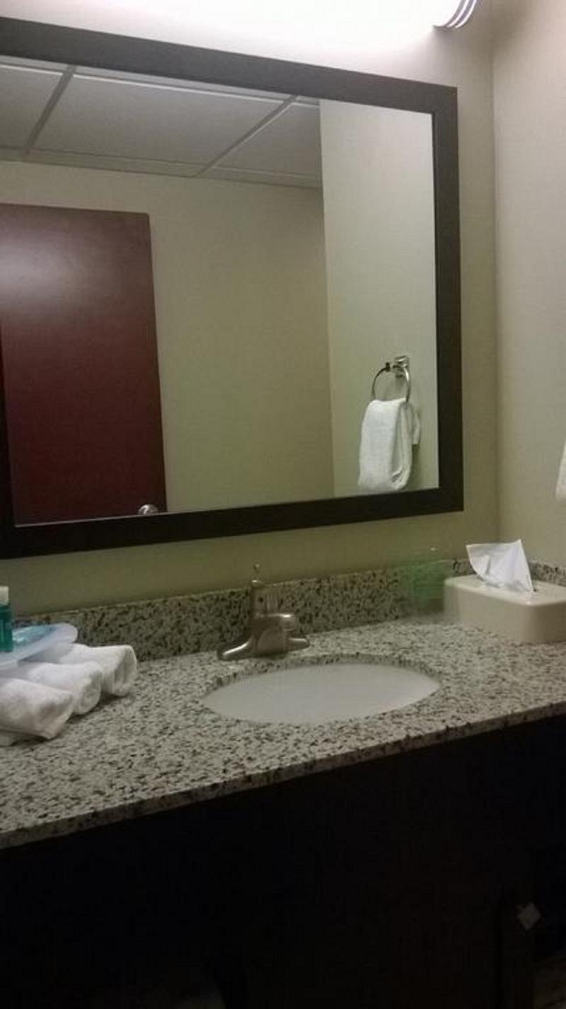 Holiday Inn Express Pittsburgh West - Greentree, An Ihg Hotel Crafton Kültér fotó