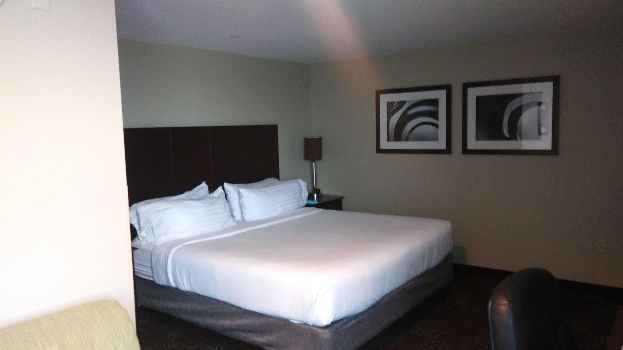 Holiday Inn Express Pittsburgh West - Greentree, An Ihg Hotel Crafton Kültér fotó