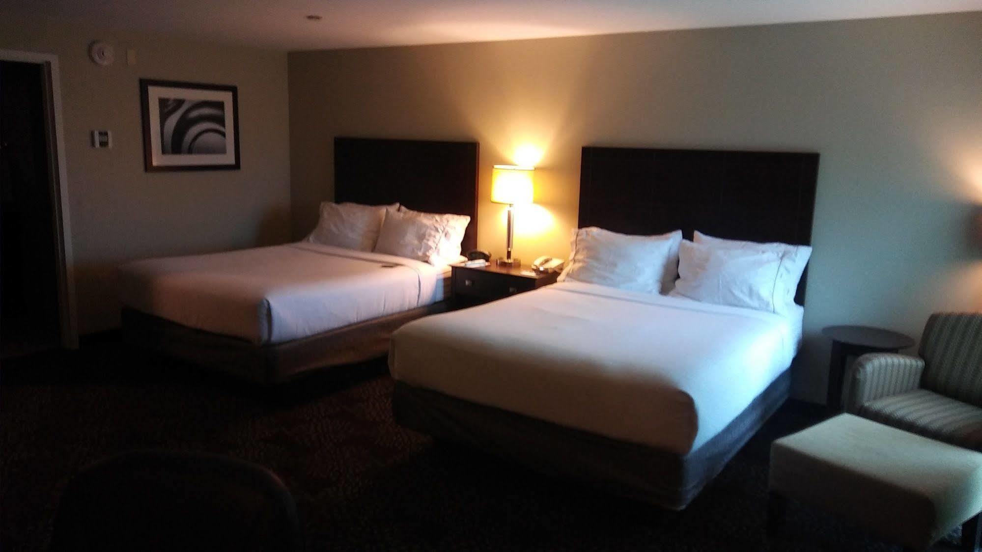 Holiday Inn Express Pittsburgh West - Greentree, An Ihg Hotel Crafton Kültér fotó