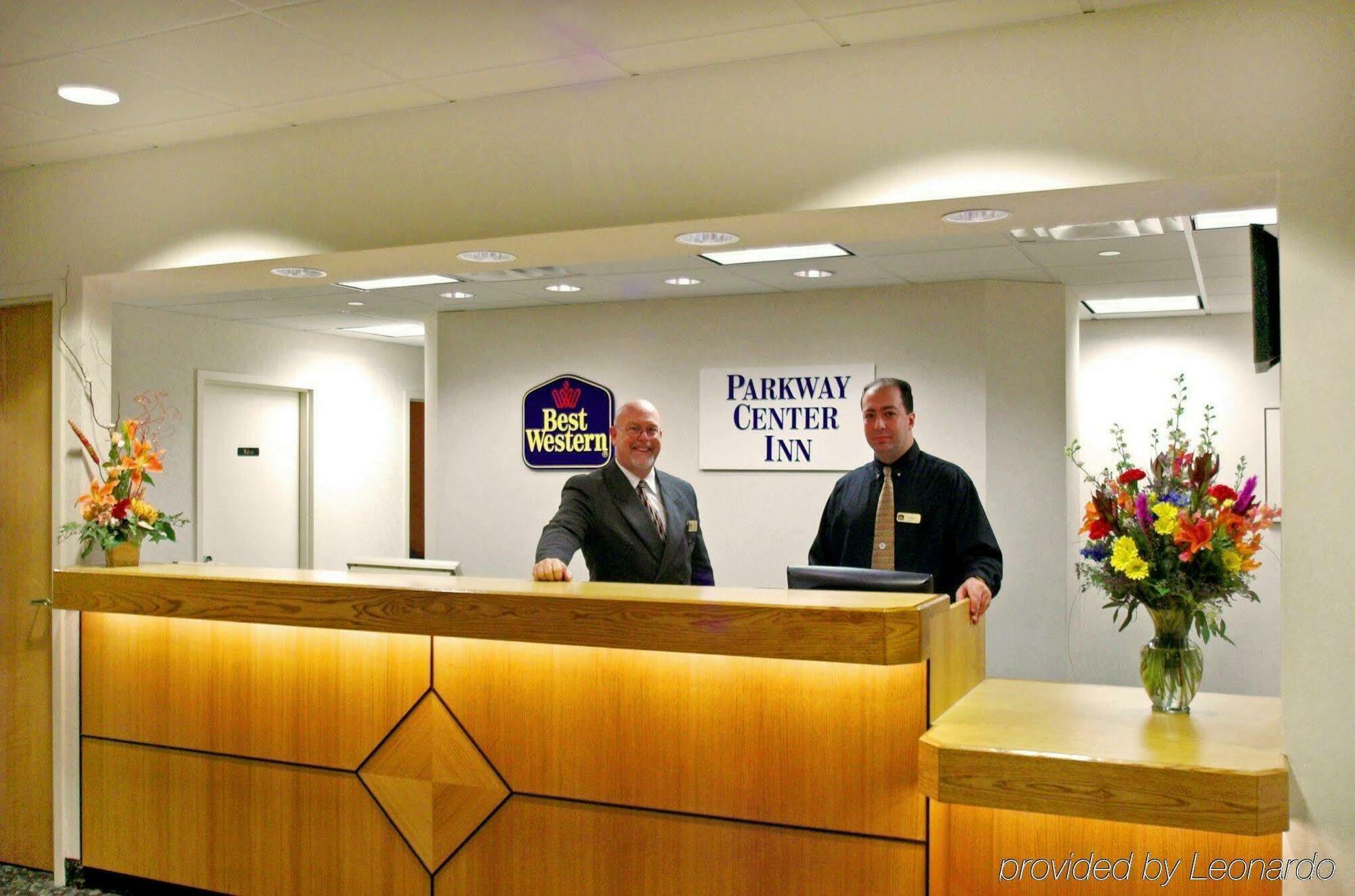 Holiday Inn Express Pittsburgh West - Greentree, An Ihg Hotel Crafton Beltér fotó